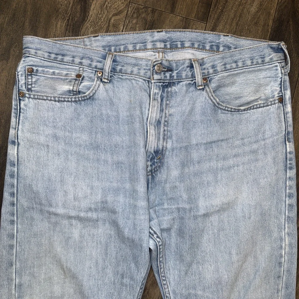 Levi's 505 Distressed Straight Leg‎ Light Wash Denim Jeans Men's Size 38x30